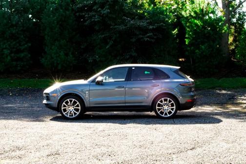 2019 Porsche Cayenne Base