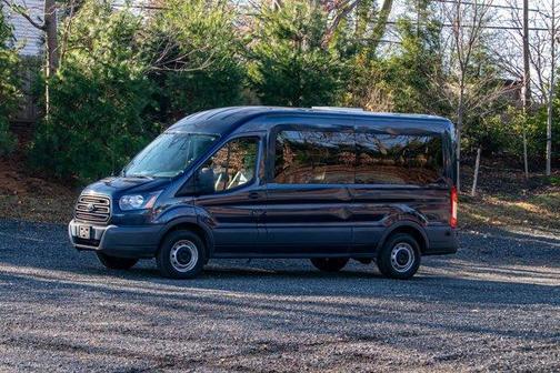2015 Ford Transit-250 148 WB Medium Roof Cargo