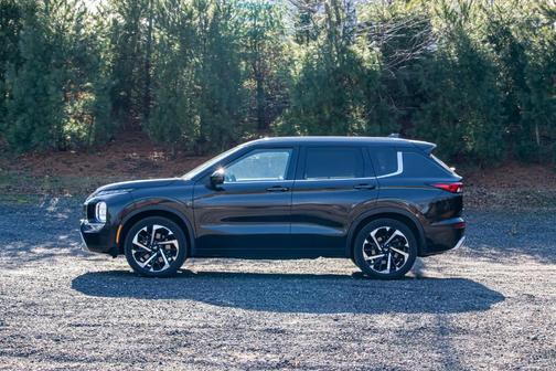 2022 Mitsubishi Outlander SEL