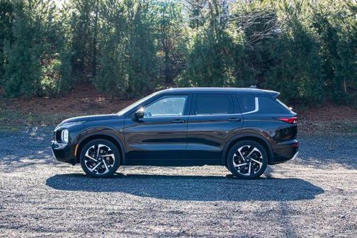 2022 Mitsubishi Outlander SEL