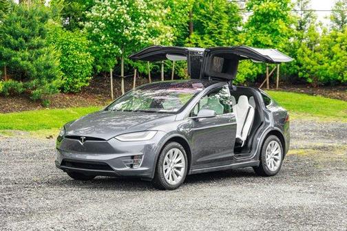 2017 Tesla Model X 90D