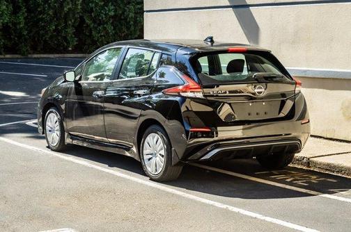 Black 2025 Nissan Leaf S