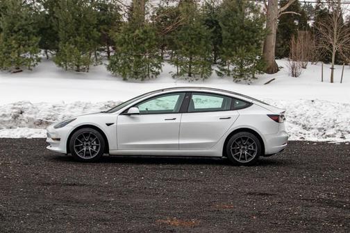 2023 Tesla Model 3 Base