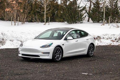 2023 Tesla Model 3 Base