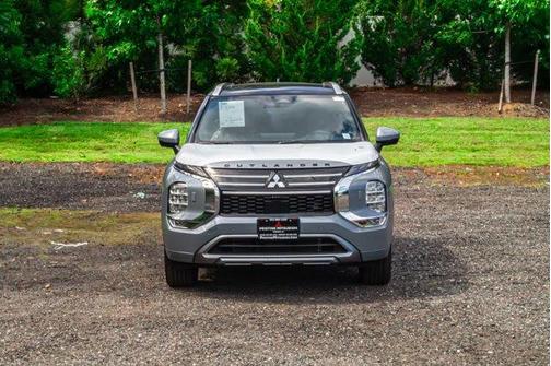 2025 Mitsubishi Outlander SEL