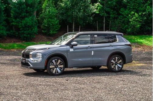 2025 Mitsubishi Outlander SEL