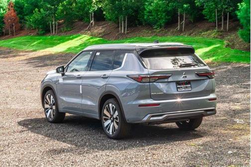 2025 Mitsubishi Outlander SEL