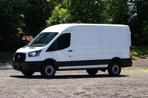 Oxford White 2023 Ford Transit-250 Base