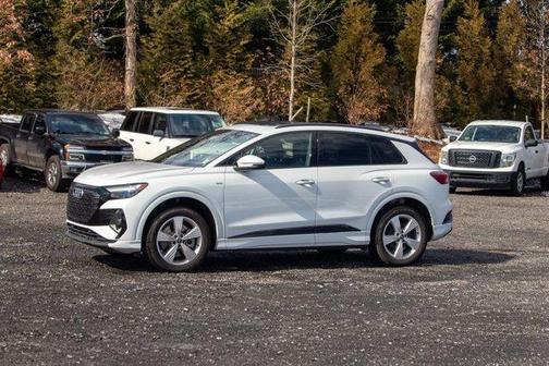 2024 Audi Q4 e-tron 50 Premium