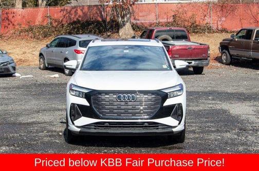 2024 Audi Q4 e-tron 50 Premium