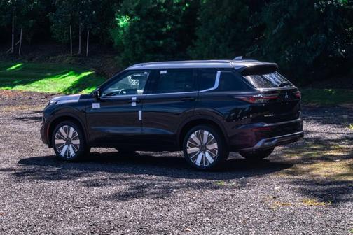2025 Mitsubishi Outlander