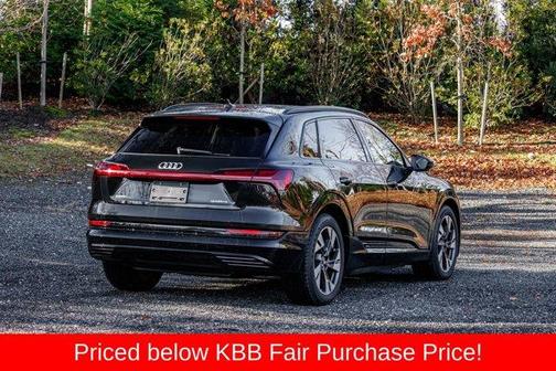 2021 Audi e-tron Premium