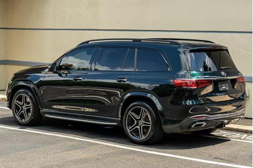 Green 2022 Mercedes-Benz GLS 450 4MATIC