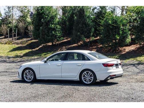 2023 Audi A4 45 S line Premium Plus