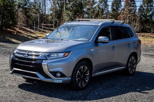 Gray 2018 Mitsubishi Outlander PHEV
