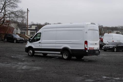 2022 Ford Transit-350 Base