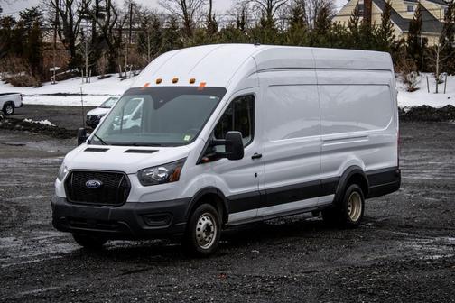 2022 Ford Transit-350 Base