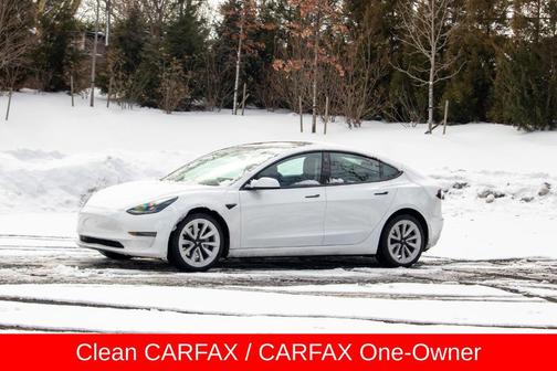 2022 Tesla Model 3 Base