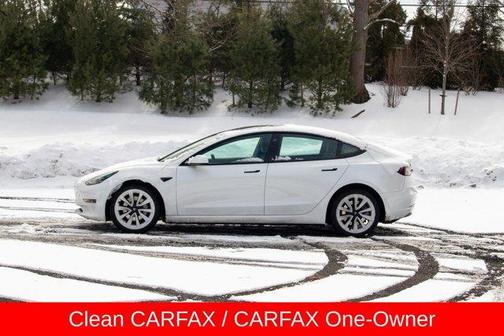 2022 Tesla Model 3 Base