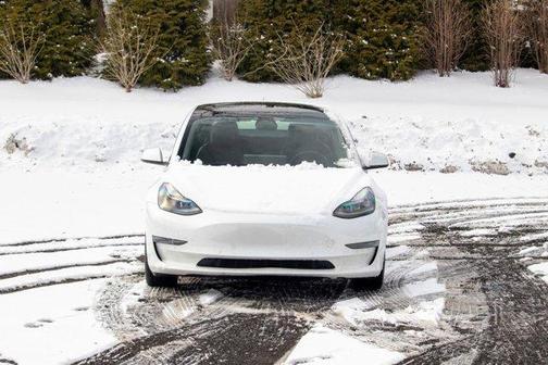 2022 Tesla Model 3 Base