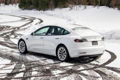 2022 Tesla Model 3 Base
