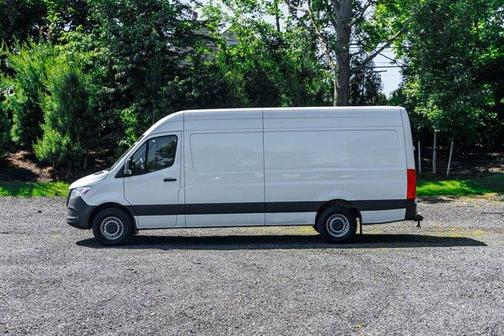 2023 Mercedes-Benz Sprinter 2500 170 WB