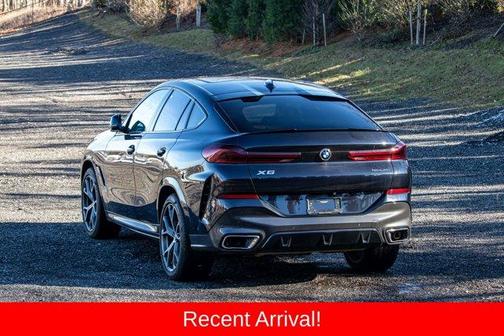 2021 BMW X6 sDrive40i