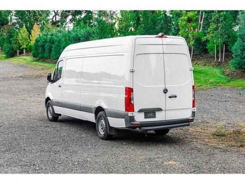 2022 Mercedes-Benz Sprinter 2500 170 WB