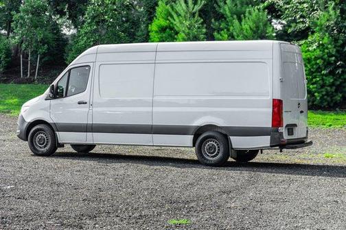 2023 Mercedes-Benz Sprinter 2500 170 WB