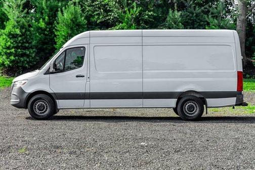 2023 Mercedes-Benz Sprinter 2500 170 WB