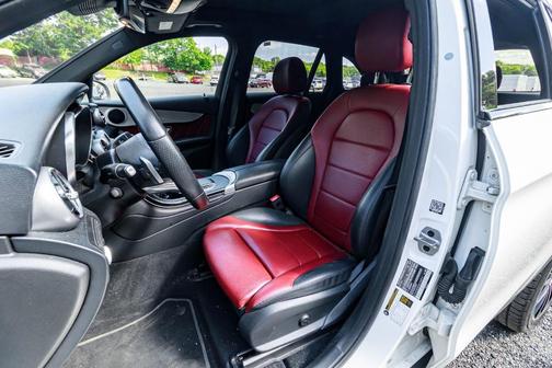 2022 Mercedes-Benz GLC 300 Base
