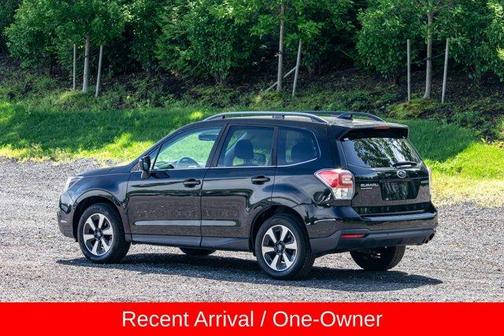 Crystal Black Silica 2018 Subaru Forester 2.5i Limited