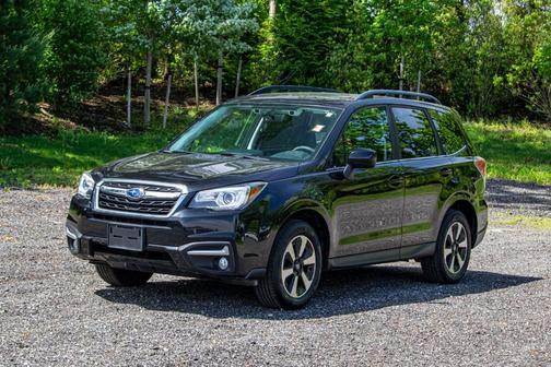 Crystal Black Silica 2018 Subaru Forester 2.5i Limited