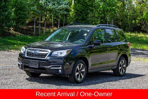Crystal Black Silica 2018 Subaru Forester 2.5i Limited