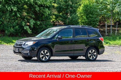 Crystal Black Silica 2018 Subaru Forester 2.5i Limited