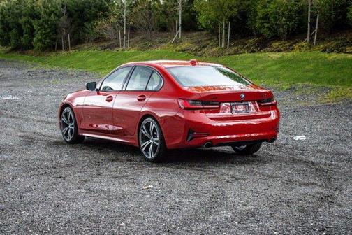 Melbourne Red Metallic 2021 BMW 330 i xDrive