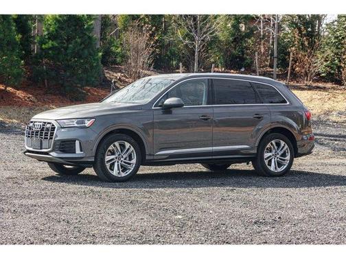 2021 Audi Q7 45 Premium Plus