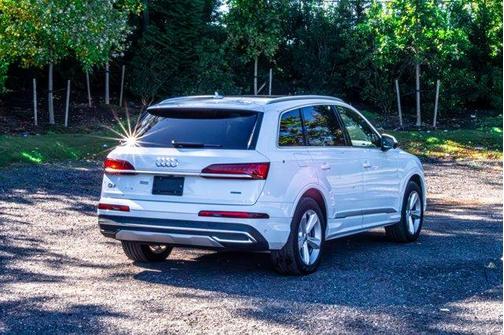 2021 Audi Q7 45 Premium