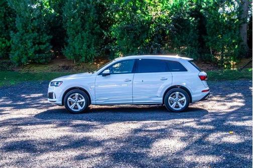 2021 Audi Q7 45 Premium