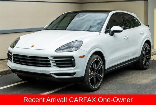 White 2021 Porsche Cayenne AWD