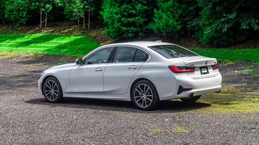 2021 BMW 330 i xDrive