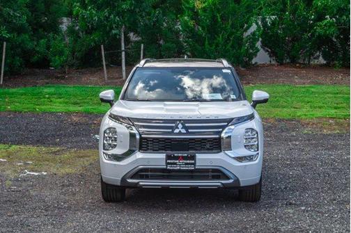 2025 Mitsubishi Outlander SEL