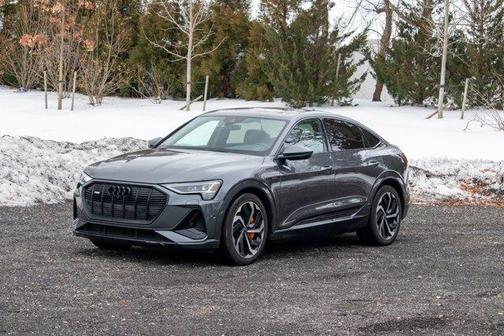 2022 Audi e-tron S line Premium