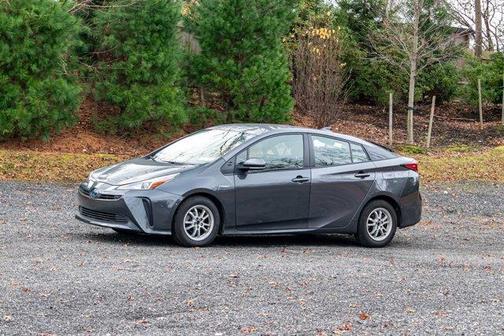 2022 Toyota Prius L