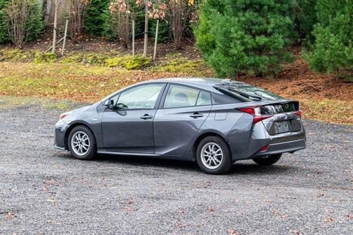 2022 Toyota Prius L
