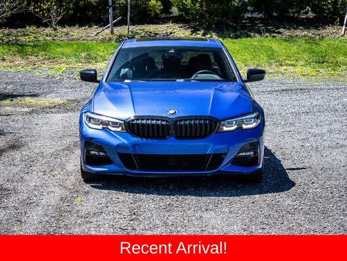 Portimao Blue Metallic 2022 BMW 330 i