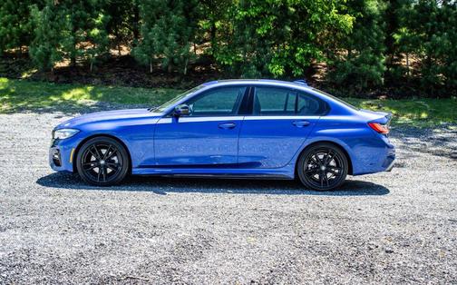 Portimao Blue Metallic 2022 BMW 330 i