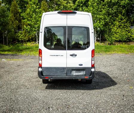 Oxford White 2023 Ford Transit-250 Base