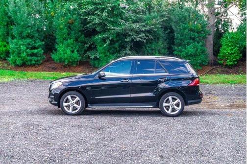 2019 Mercedes-Benz GLE 400 Base 4MATIC