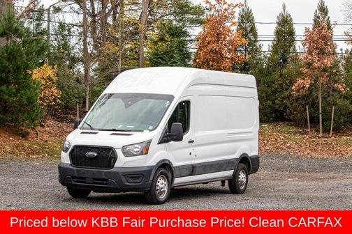 2022 Ford Transit-250 Base